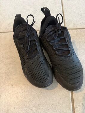 Nike Men's Black Breathable Athletic Running Sneakers